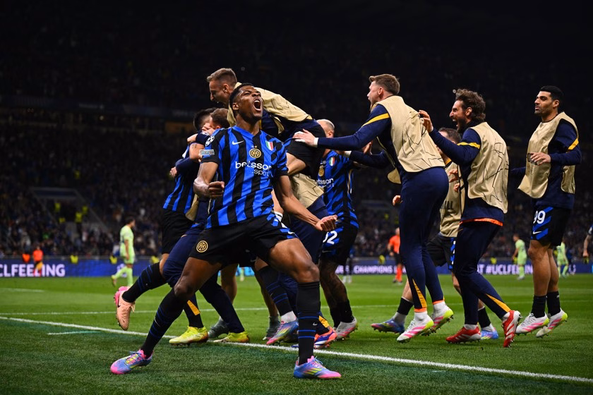 Inter Milan và HLV Simone Inzaghi Inter Milan tiến vào chung kết với lối chơi lì lợm và bản lĩnh.