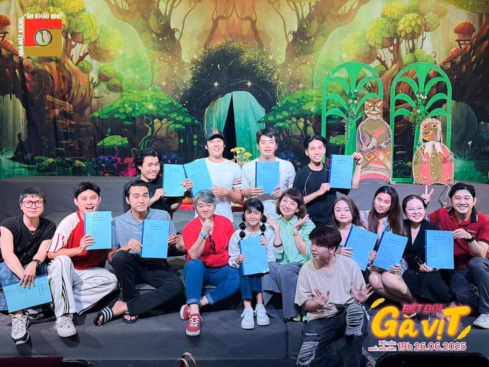 Dàn diễn viên vở Biệt đội Gà – Vịt Các diễn viên tham gia vở kịch thiếu nhi Biệt đội Gà – Vịt