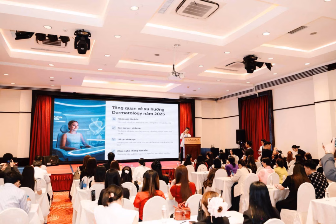 Chủ spa và clinic Chủ spa và clinic tại sự kiện