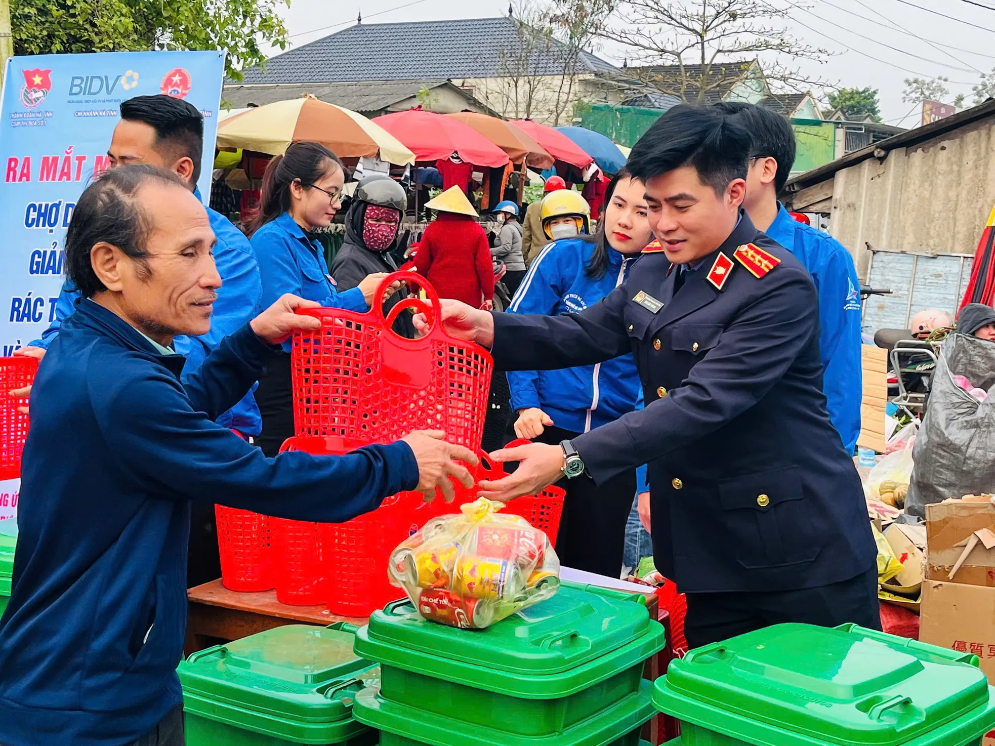 Tiểu thương tham gia mô hình Tiểu thương tham gia mô hình