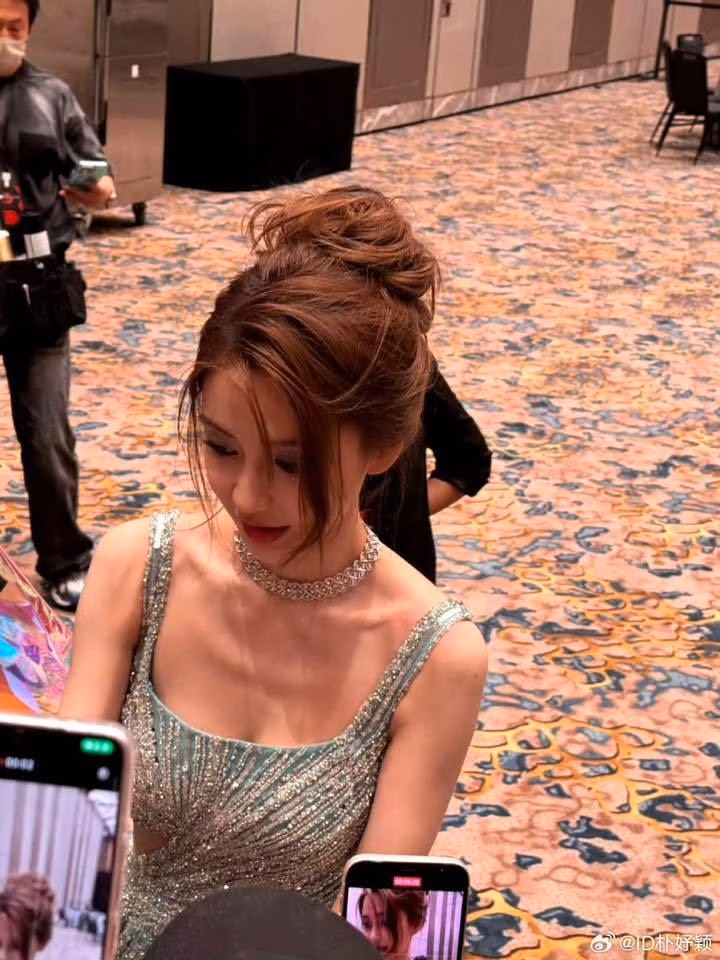 Angelababy nhan sắc xuống dốc Angelababy nhan sắc xuống dốc