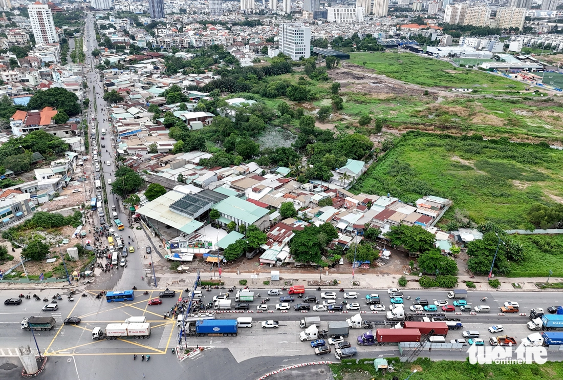 Hơn 22.000m² mặt bằng chưa được giải phóng Diện tích đất cần bồi thường tại nút giao An Phú