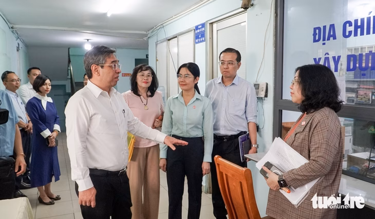 Tổ công tác số 4 Tổ công tác số 4 kiểm tra tiến độ vận hành chính quyền địa phương mới