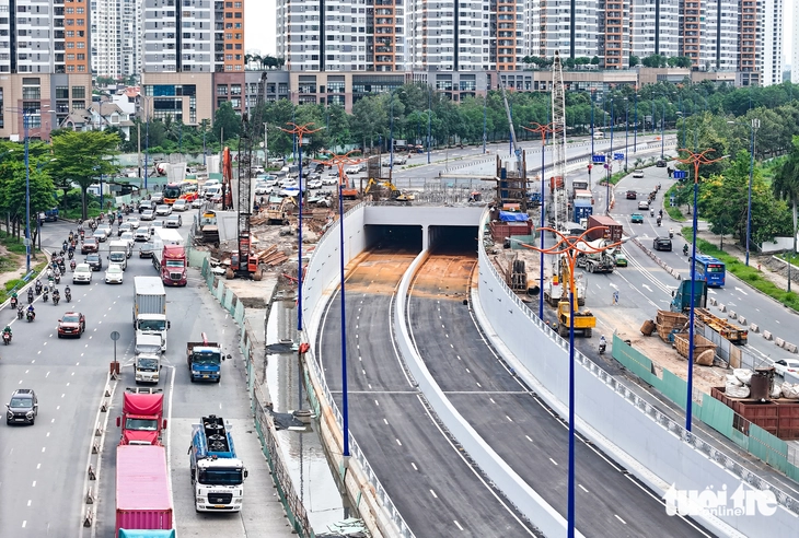 Hầm chui An Phú Hầm chui An Phú giữ kế hoạch thông xe30-6 như đã hứa? - Ảnh1.