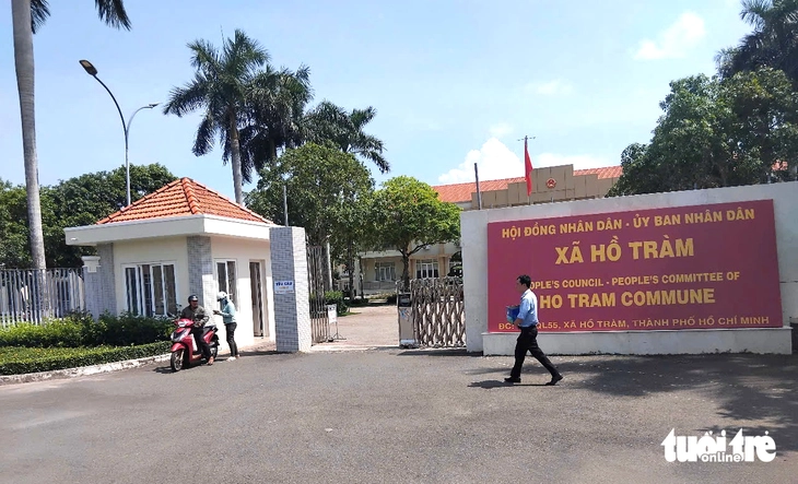 Trụ sở UBND xã Hồ Tràm