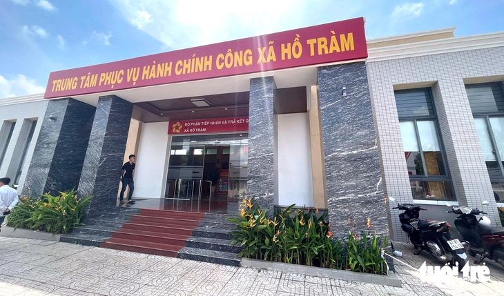Trung tâm hành chính xã Hồ Tràm