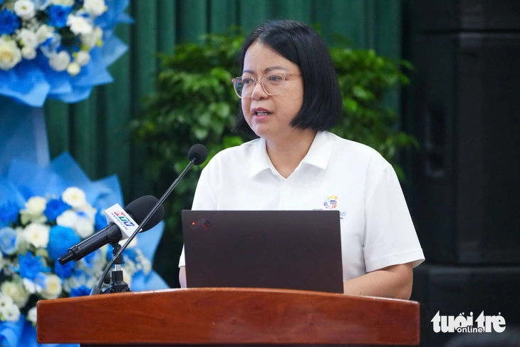 Giám đốc Trung tâm chuyển đổi số TP.HCM Võ Thị Trung Trinh đánh giá buổi vận hành TP.HCM - Ảnh3.