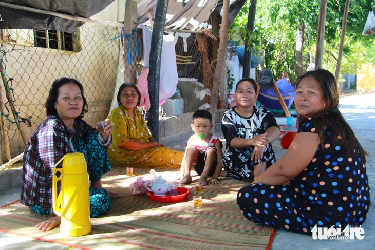 Người dân thôn Vĩnh Trường, xã Phước Dinh, nơi quy hoạch xây dựng Nhà máy điện hạt nhân Ninh Thuận1