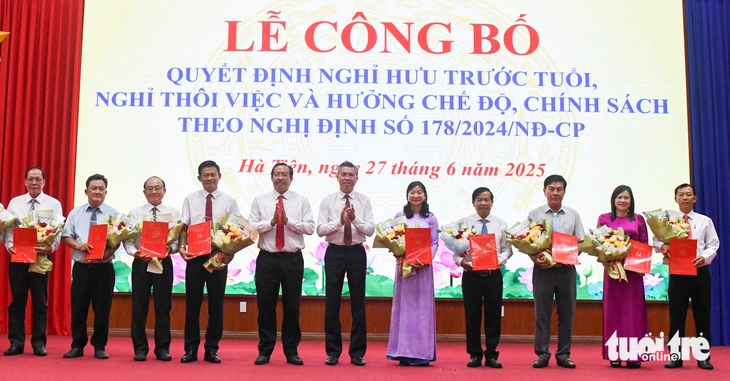 Cán bộ Kiên Giang nghỉ theo chế độ 178 Cán bộ Kiên Giang nghỉ theo chế độ 178