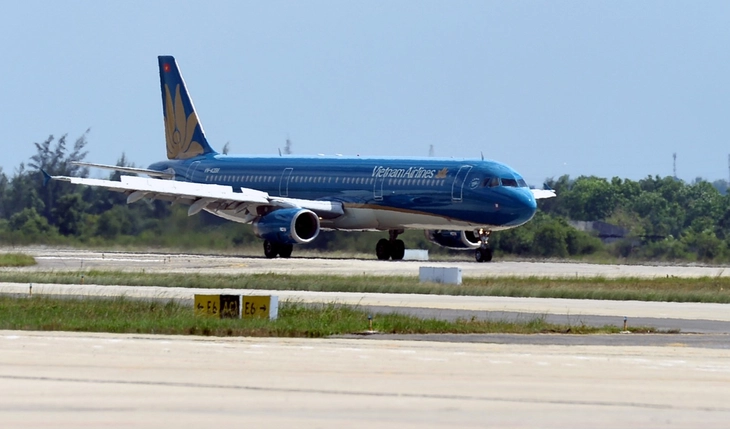 Vietnam Airlines hạ cánh khẩn cấp Hạ cánh khẩn cấp cứu người của Vietnam Airlines