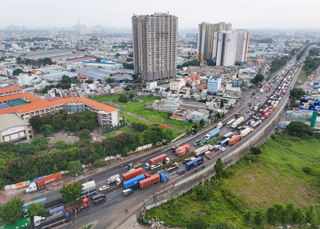 Toàn cảnh nút giao Sóng Thần Toàn cảnh nút giao Sóng Thần
