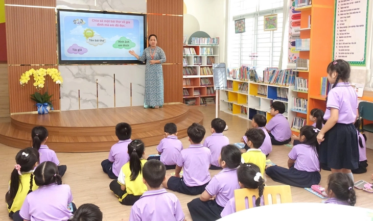 Giờ học tại thư viện Giờ học tiếng Việt