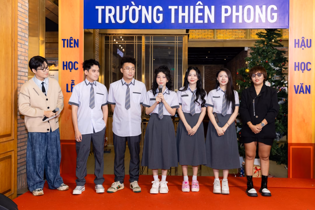Vợ chồng Ginô Tống - Kim Chi tại buổi ra mắt Vợ chồng Ginô Tống - Kim Chi tại buổi ra mắt