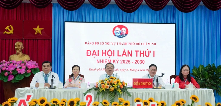 TP.HCM đang hướng tới mục tiêu trở thành siêu đô thị hiện đại, đòi hỏi sự thay đổi mạnh mẽ nguyễn văn được - Ảnh1
