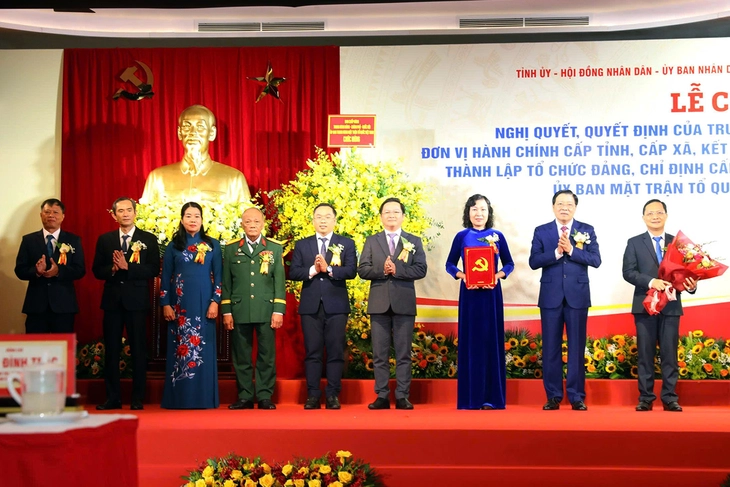 Lãnh đạo Ủy ban MTTQ Việt Nam tỉnh Đồng Nai nhiệm kỳ 2024-2029 Bà Huỳnh Thị Hằng cùng các phó chủ tịch Ủy ban Mặt trận Tổ quốc Việt Nam tỉnh Đồng Nai