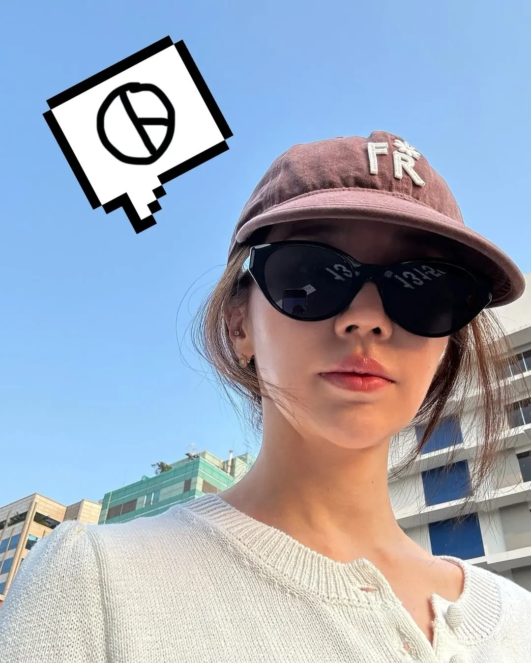 Yoon Eun Hye đi bỏ phiếu