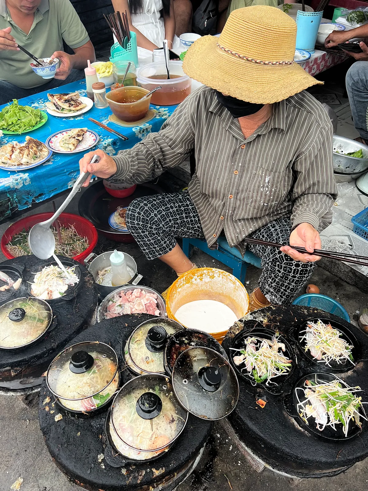 Bánh xèo đúc tôm, mực Bánh xèo đúc tôm, mực