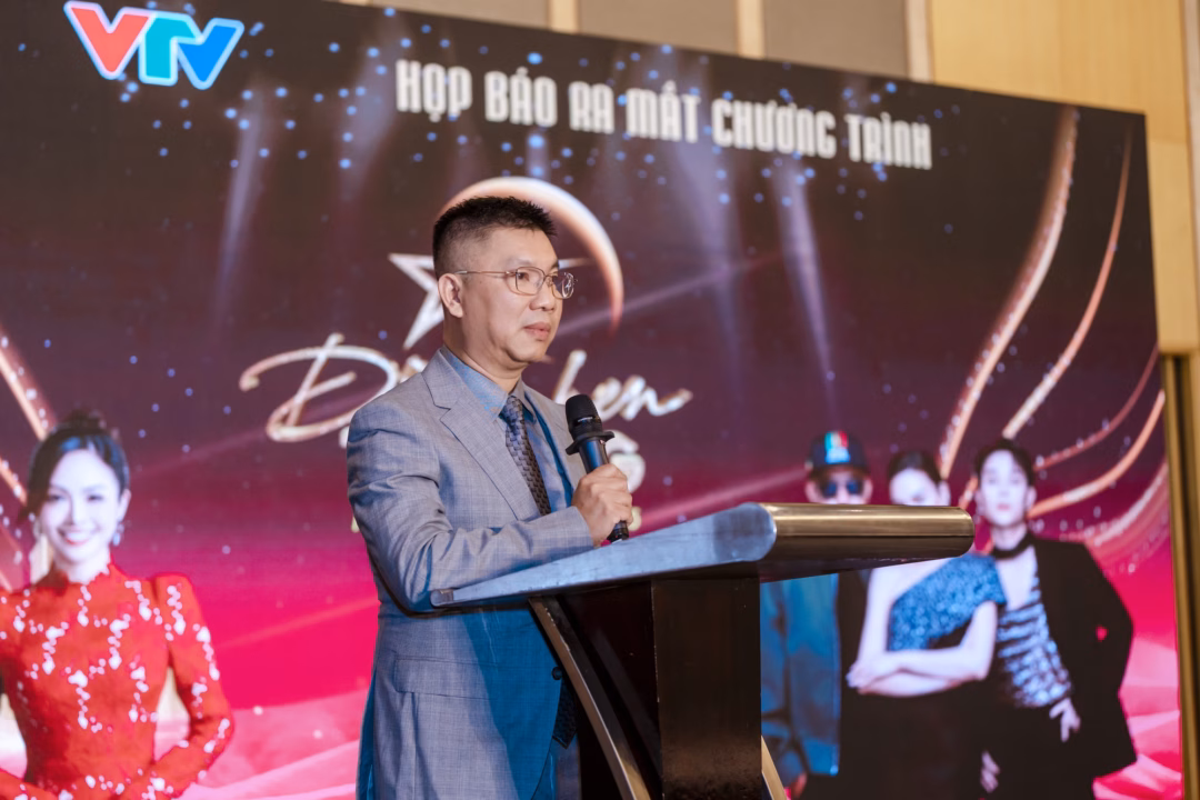 Hồ Ngọc Hà và chương trình 'Điểm hẹn tài năng' Hồ Ngọc Hà và chương trình 'Điểm hẹn tài năng'