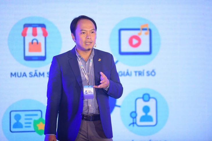 Bước tiến ấn tượng trong thanh toán không tiền mặt Ông Nguyễn Hưng Nguyên trình bày tại hội thảo
