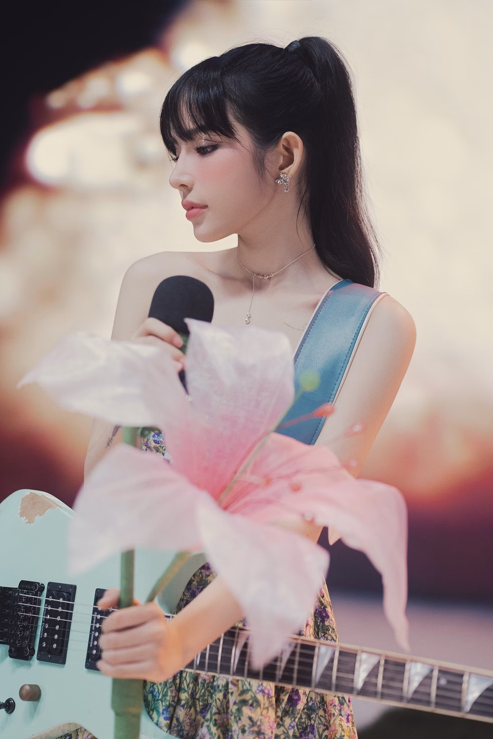 Ca sĩ LyLy: Tôi không muốn kể lể để khán giả thương, chỉ muốn dùng âm nhạc để chinh phục - Ảnh2.