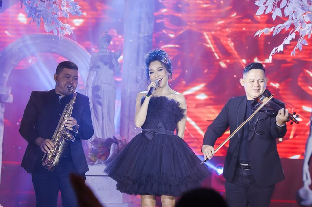 Hiền Thục: “Quang Hà là người tử tế, ga lăng” - Ảnh3. Hiền Thục: “Quang Hà là người tử tế, ga lăng” - Ảnh3.