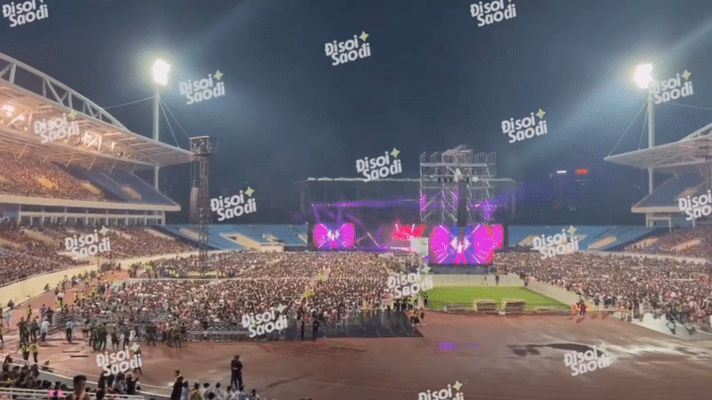 Toàn cảnh SVĐ Mỹ Đình trước giờ diễn của BLACKPINK Toàn cảnh SVĐ Mỹ Đình trước giờ diễn của BLACKPINK