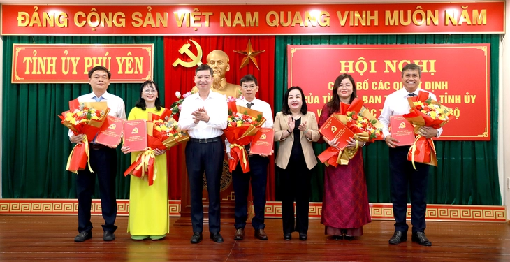 Nữ nhà báo làm tổng biên tập Báo Phú Yên sau hợp nhất với Đài Phát thanh và truyền hình tỉnh - Ảnh1. báo Phú Yên - Ảnh1.