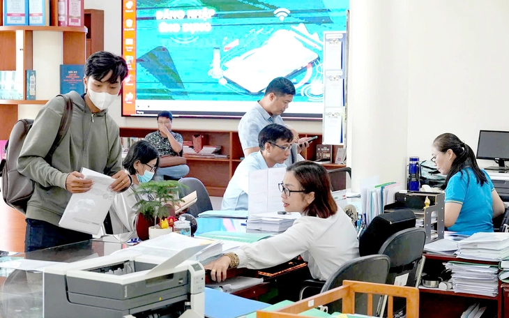 Chuẩn bị cho việc ngồi nhà làm giấy tờ Hồ sơ hành chính tồn đọng sẽ được giải quyết thế nào?