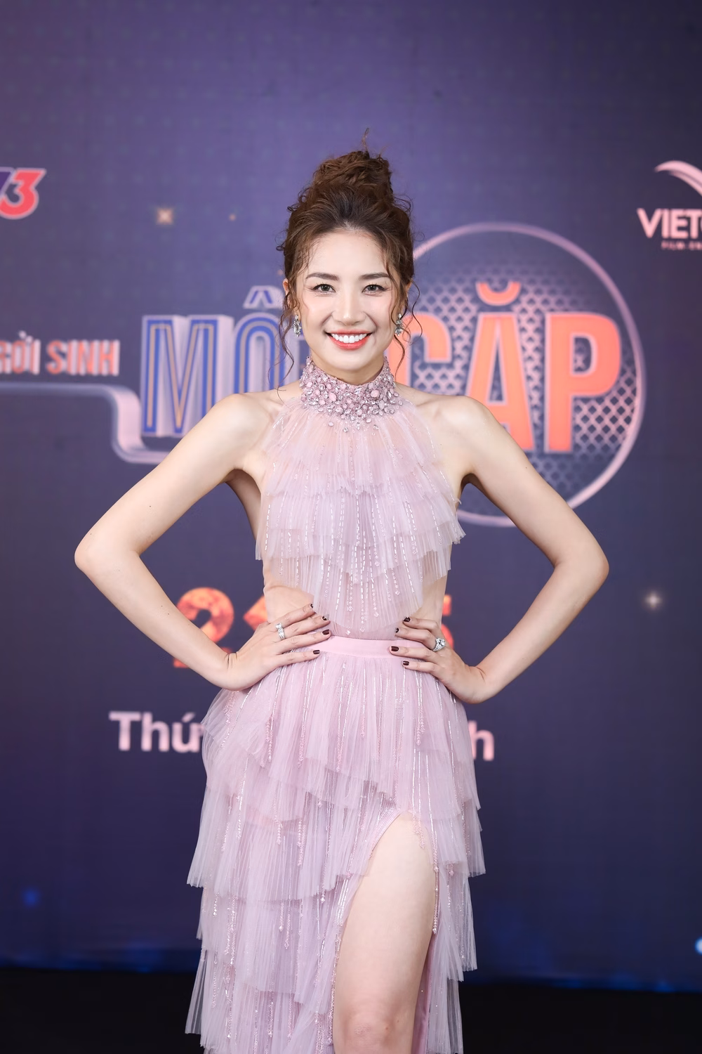 Minh Khuê được khen hát nốt trầm rất đẹp Minh Khuê nhận được phản hồi tích cực từ ban giám khảo