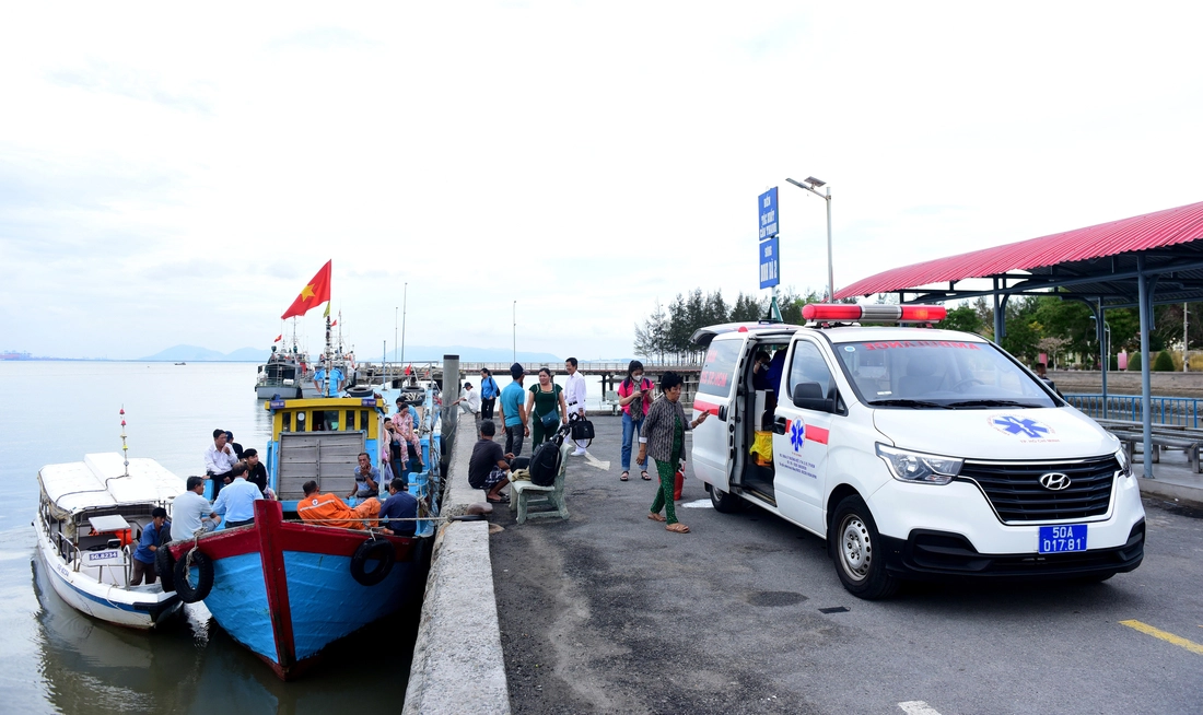 Cấp cứu đường thủy cho xã đảo Thạnh An Cấp cứu đường thủy cho xã đảo Thạnh An