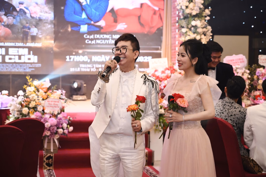 Dương Minh Thu và thầy Long Nhật Dương Minh Thu và thầy Long Nhật