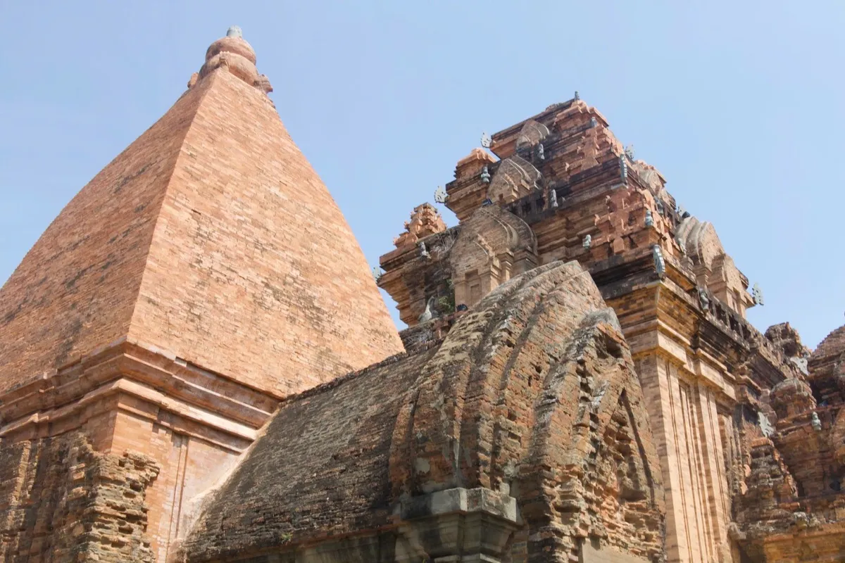 Kiểm tra và bảo vệ di tích Kiểm tra và bảo vệ di tích
