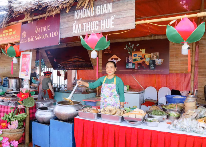 Nem công chả phụng Nem công chả phụng