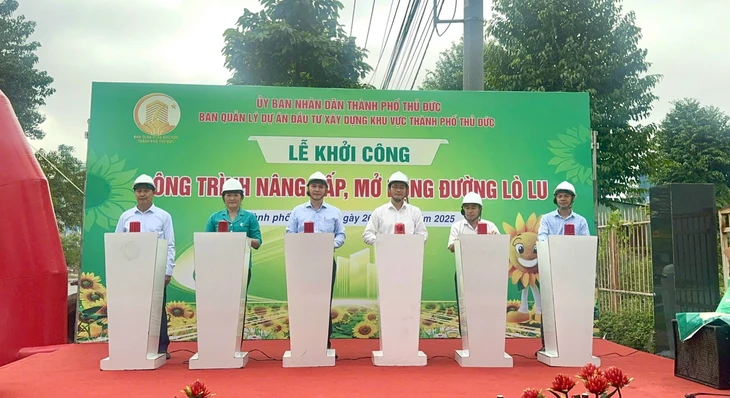 Lễ khởi công đường Lò Lu