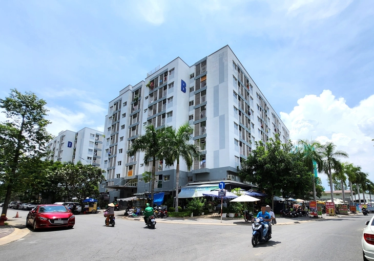 Cải tạo, xây lại nhà chung cư ở TP.HCM sẽ được hưởng 50% kinh phí xây hạ tầng, di dời