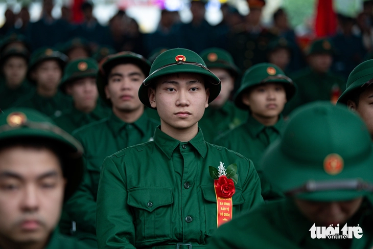 Thanh niên lên đường nhập ngũ năm 2025 ở Hà Nội Thanh niên lên đường nhập ngũ năm 2025 ở Hà Nội
