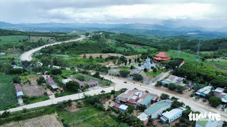 Gia Lai thúc đẩy sớm khởi công đường băng số2 sân bay Phù Cát, cao tốc Quy Nhơn - Pleiku Gia Lai thúc đẩy sớm khởi công đường băng số2 sân bay Phù Cát, cao tốc Quy Nhơn - Pleiku