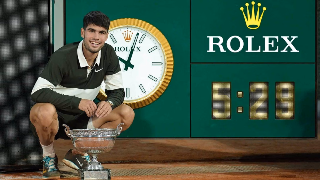 Alcaraz vô địch sau trận đấu lịch sử Alcaraz vô địch Roland Garros 2025