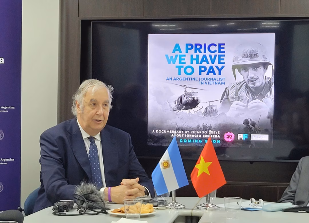 Đạo diễn Ricardo Preve