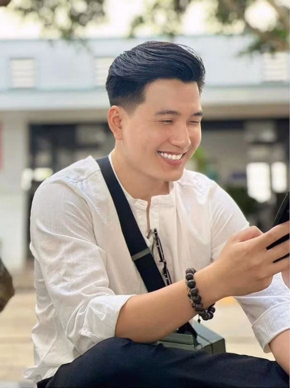 Tình trạng sức khỏe của NSND Tự Long Tình trạng sức khỏe của NSND Tự Long