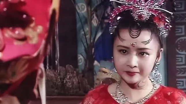 Diêu Gia trong 'Tây du ký 1986' Diêu Gia trong vai chị cả yêu tinh nhện