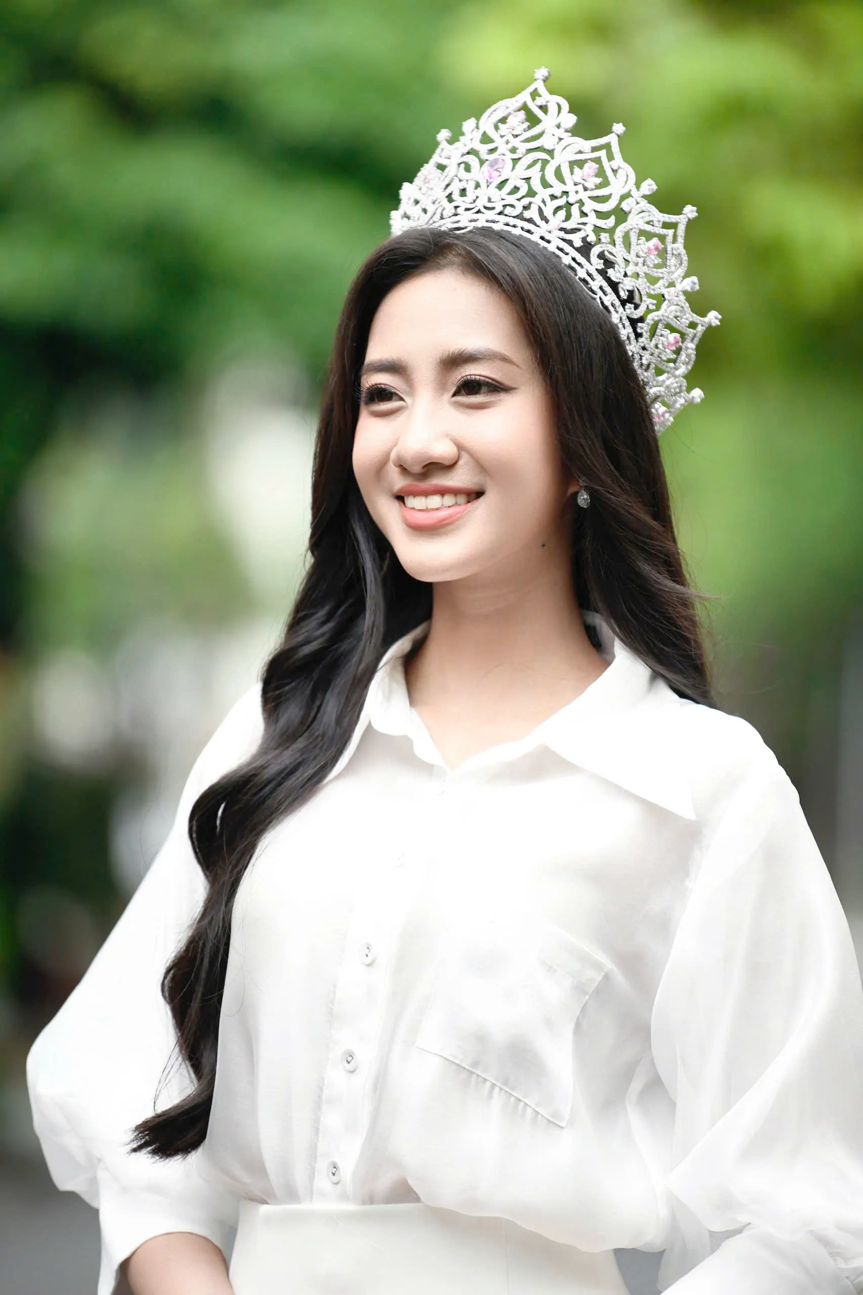 Hoa hậu Hà Trúc Linh Hoa hậu Hà Trúc Linh tự tin vào bản thân