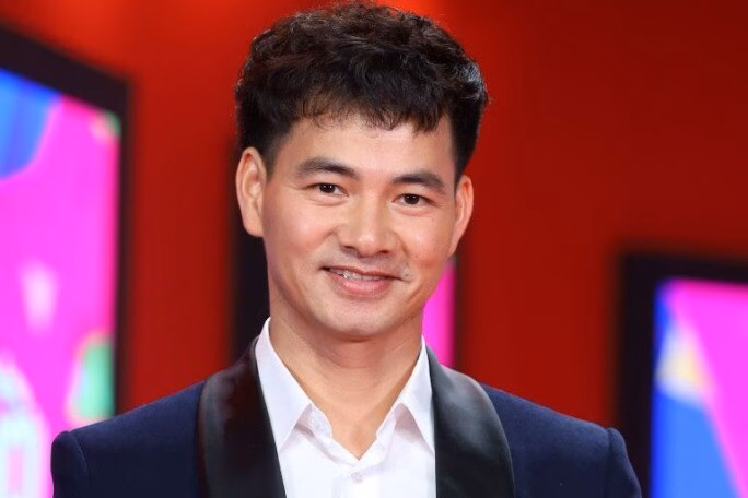 Nghệ sĩ Việt đầu tiên mang hàm Thiếu tướng, có con gái là BTV VTV著名 C. Xuân Bắc