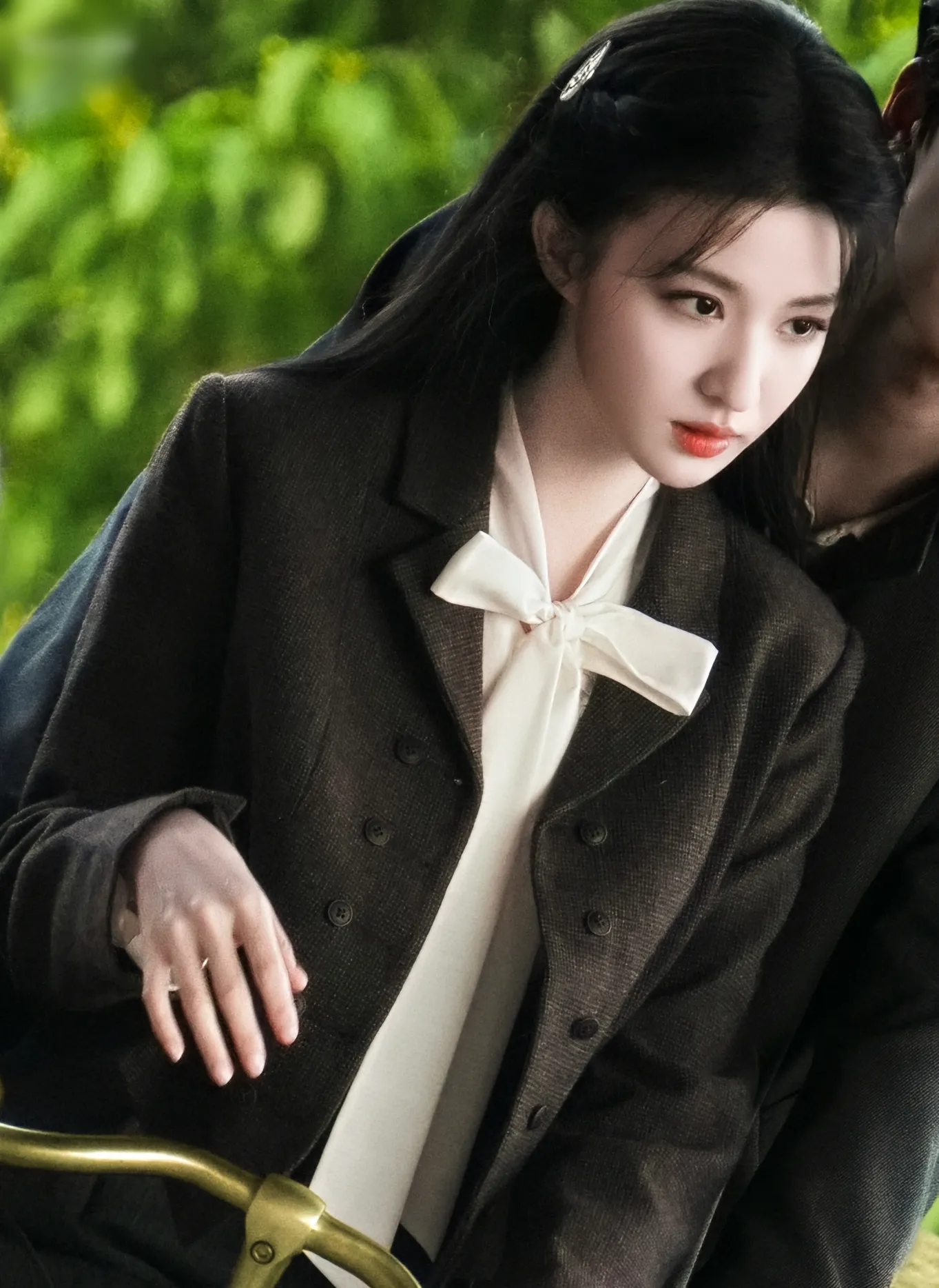 Vương Sở Nhiên trong phim Còn ra thể thống gì nữa Vương Sở Nhiên trong phim Còn ra thể thống gì nữa