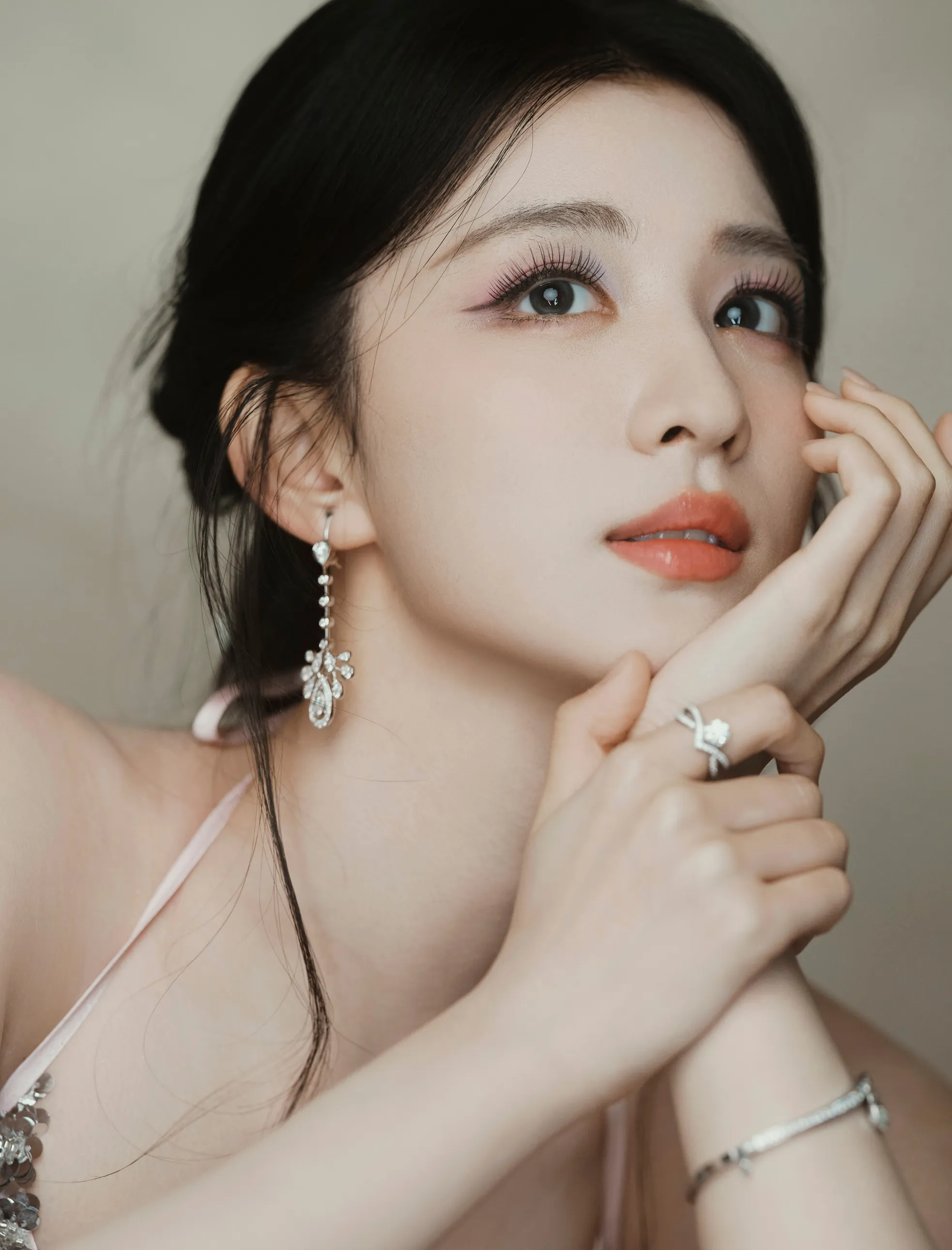 Tạo hình ấn tượng của Vương Sở Nhiên trong phim Tạo hình ấn tượng của Vương Sở Nhiên trong phim