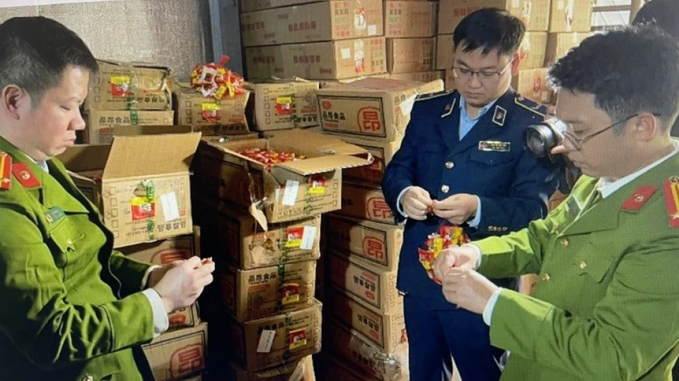 Chống hàng giả: Cần sự vào cuộc của cả hệ thống và người dân