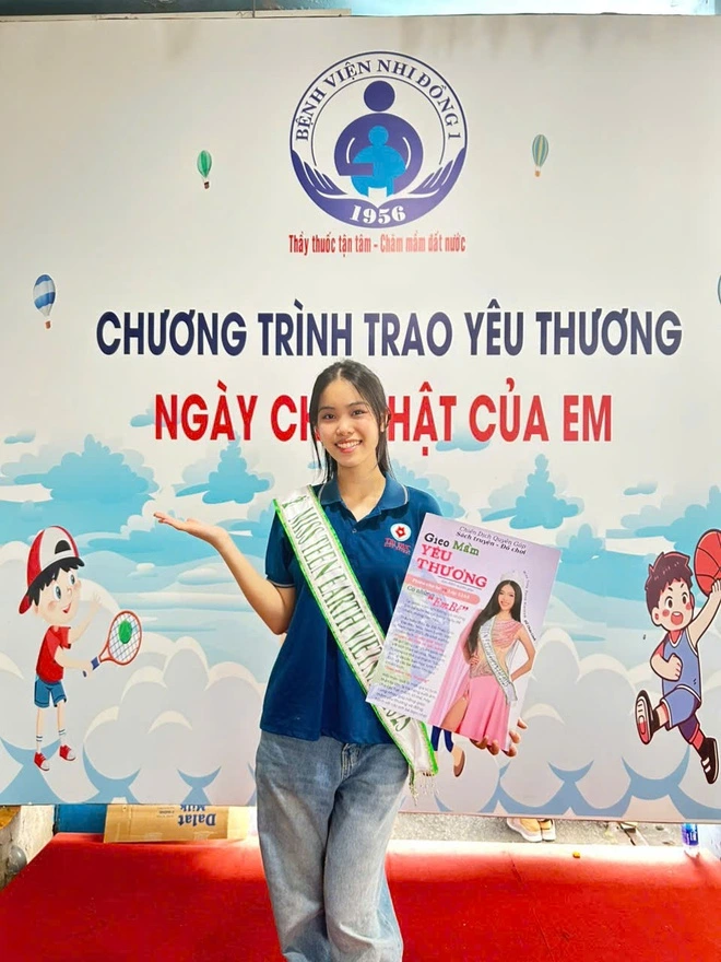 Cô gái 17 tuổi đại diện Việt Nam tham dự Hoa hậu Thiếu niên Trái Đất 2025 Nhan sắc nữ sinh 17 tuổi sang Ấn Độ thi Miss Teen - Ảnh 3.