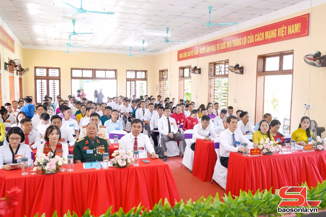 Đảng bộ xã Tường Hạ: Đoàn kết – Dân chủ – Phát triển bền vững Các đại biểu dự Đại hội.
