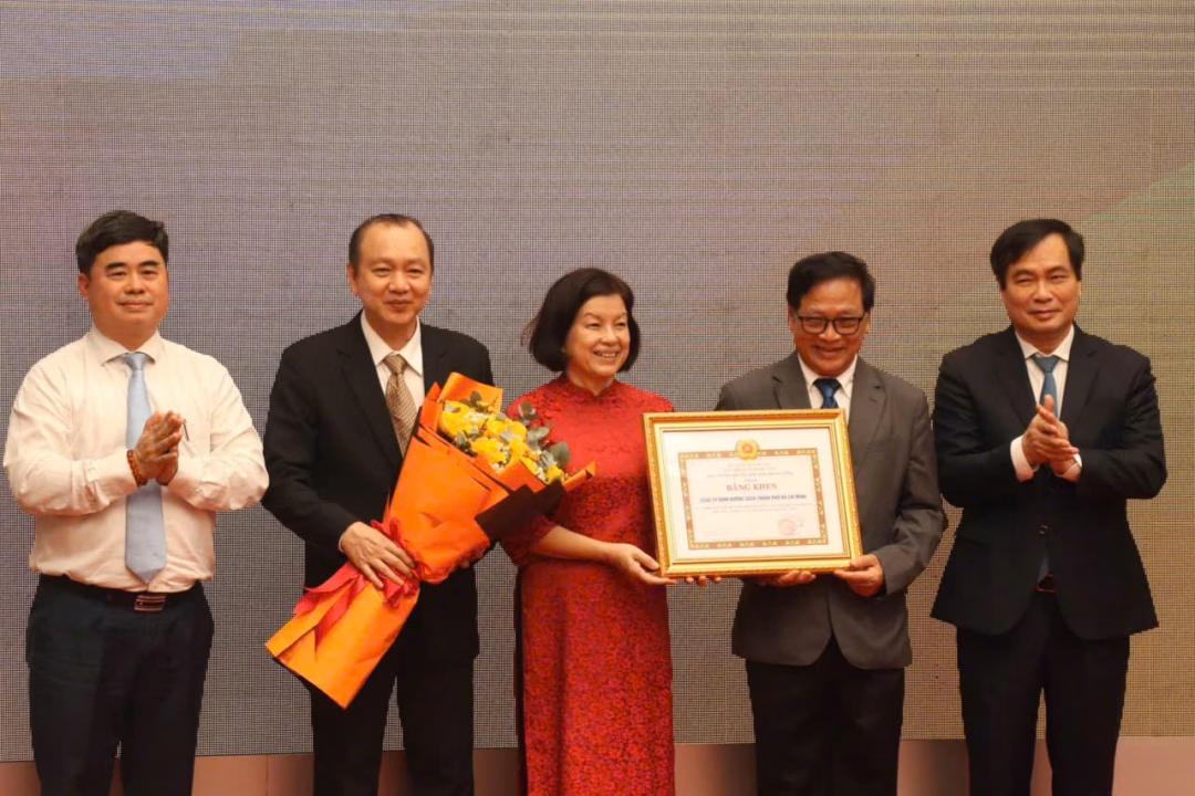 Bằng khen Đường s&aacute;ch TP HCM - Ảnh 2