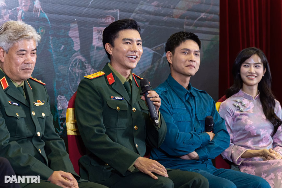 Steven Nguyễn chia sẻ về cảnh nguy hiểm trong 'Kh&ocirc;ng giới hạn'